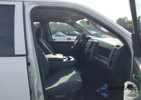 2018 Ram 1500 St из США, поврежденный, VIN 1C6RR7KM4JS297910